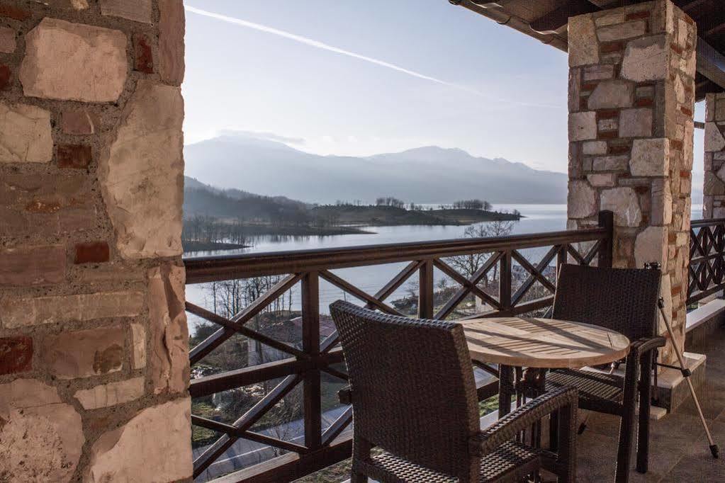 Titagion Hotel Пластірас Екстер'єр фото