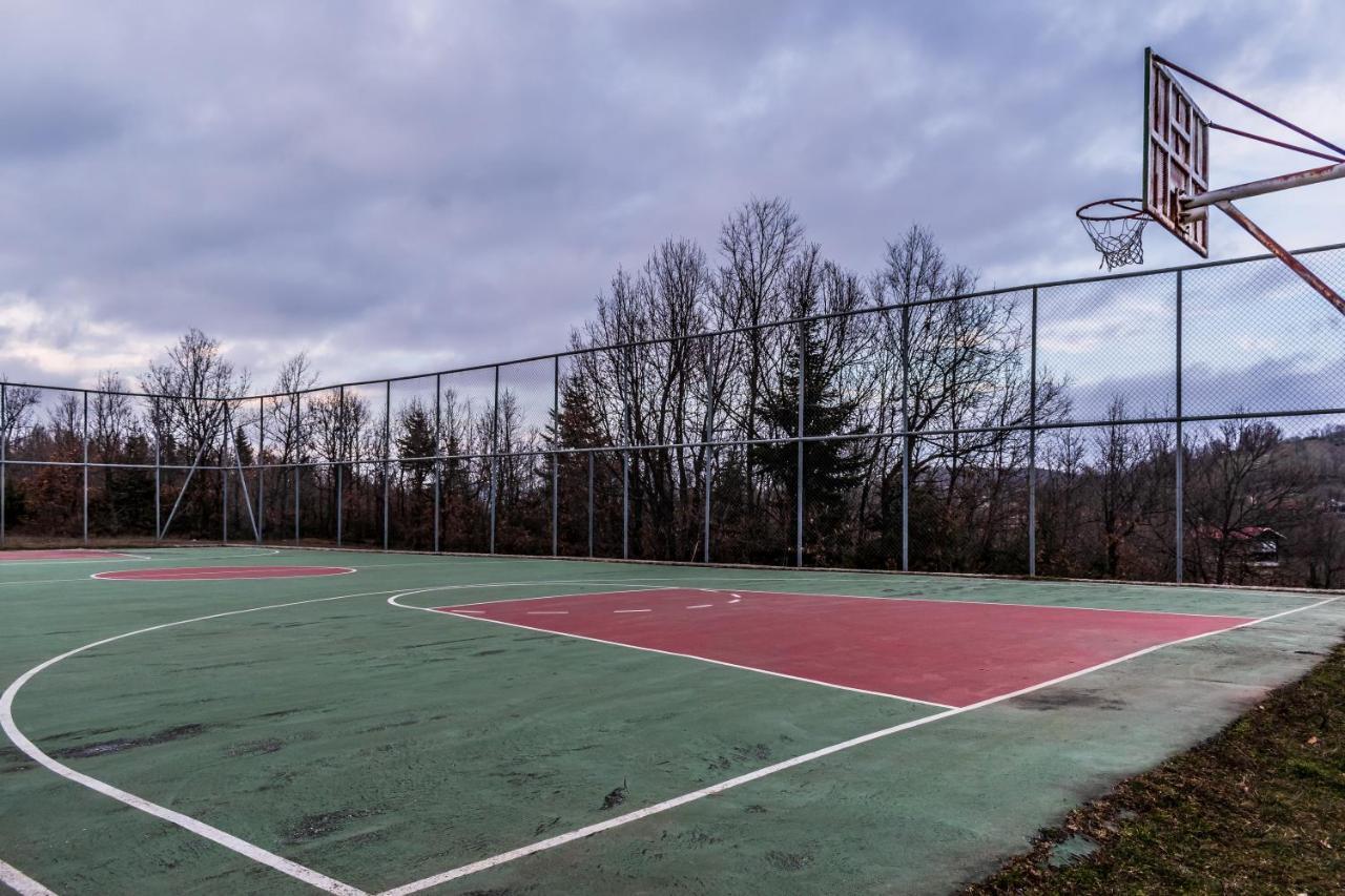 Titagion Hotel Пластірас Екстер'єр фото